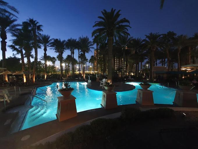 Hilton Grand Vacation Club The Boulevard Villa Las Vegas Exterior photo